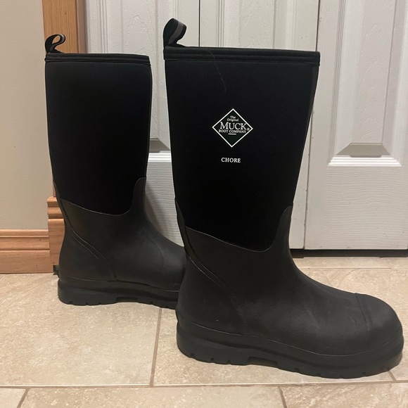 Brand new, never been worn, men’s chore muck boots. - Picture 2 of 2